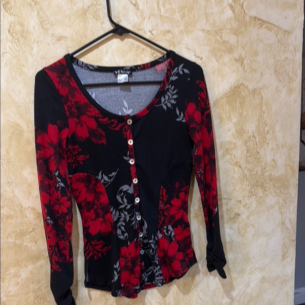 Venus Women's Black and Red Floral Top
